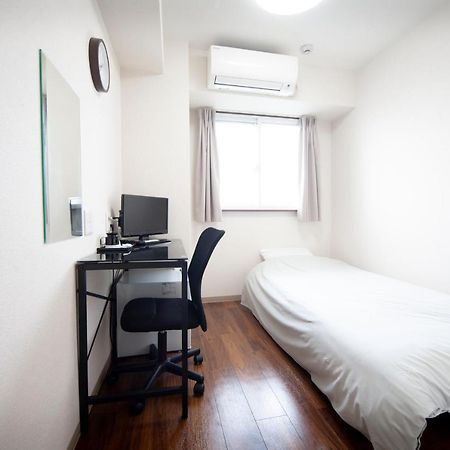 Hotel Chuo Crown Oszaka Kültér fotó