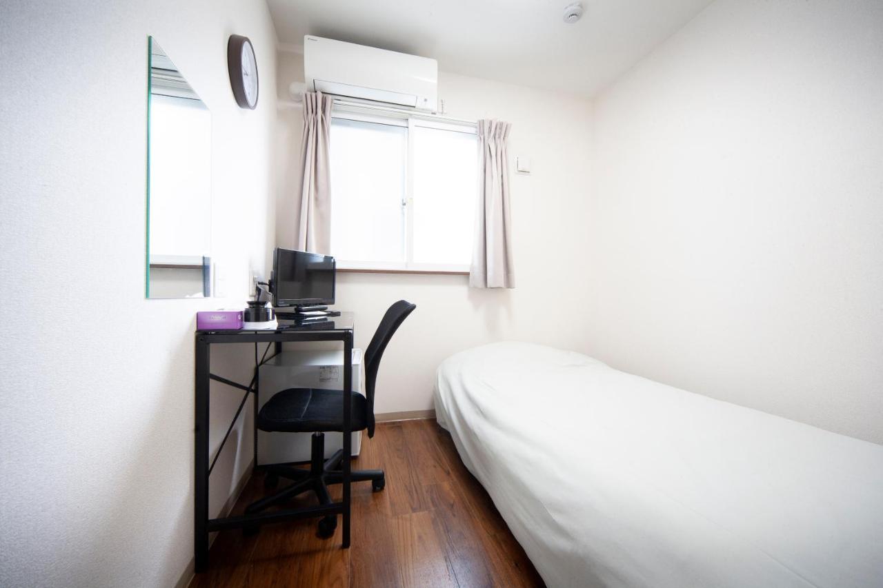 Hotel Chuo Crown Oszaka Kültér fotó